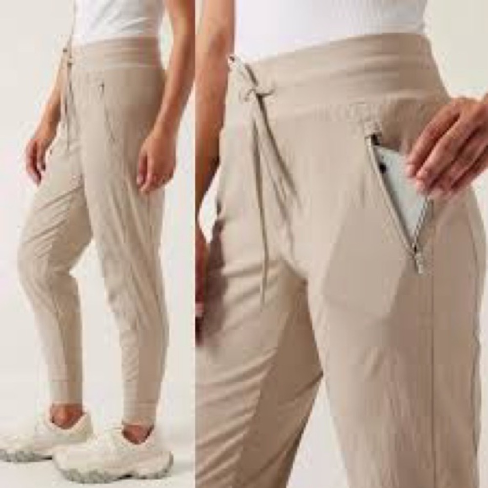 Athleta Trekkie North Jogger Pants Ecru Beige Size 4 Lightweight Travel Hiking - Picture 2 of 9